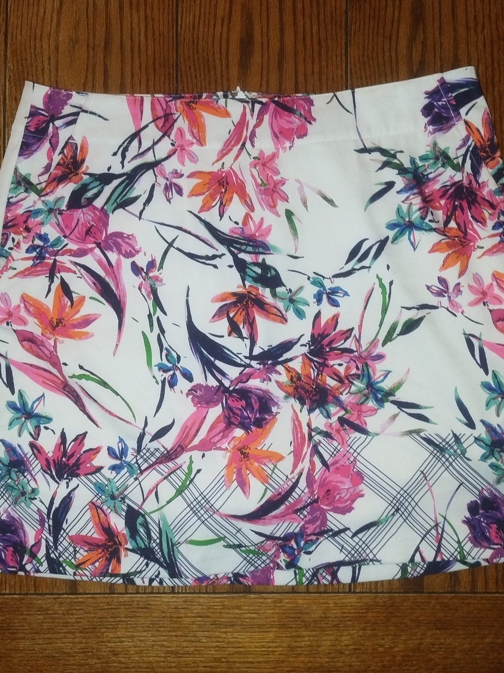 Lady Hagen Size 6 Floral Golf Skort